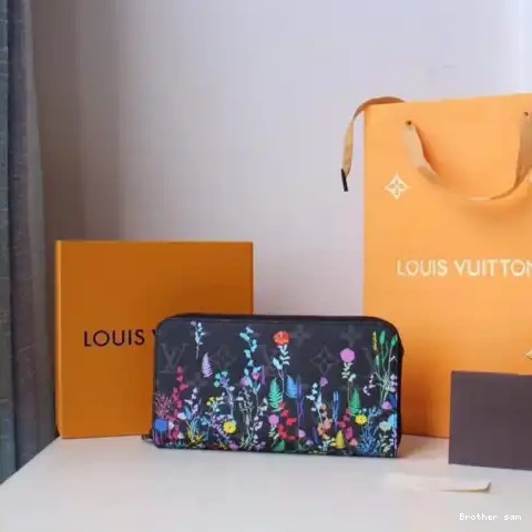 19B570157 Bags LV 0818